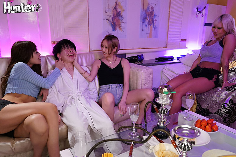 巨乳スレンダーギャルをおっさんから守ったら、お礼にと手を引かれて連れてこられたのはラブホ。男を虜にするハーレム小悪魔ギャル宮城。 有星あおり 柚木ひなた 瀬那ルミナ サンプル画像